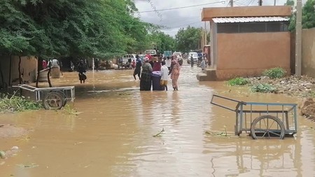 videos of flooding in Niamey Niger - destruction & intervirews